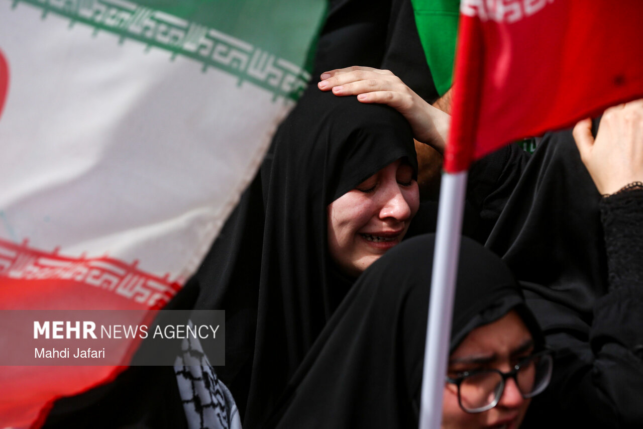 تشییع پیکر مطهر رهبر شهید انقلاب در قم - ۵