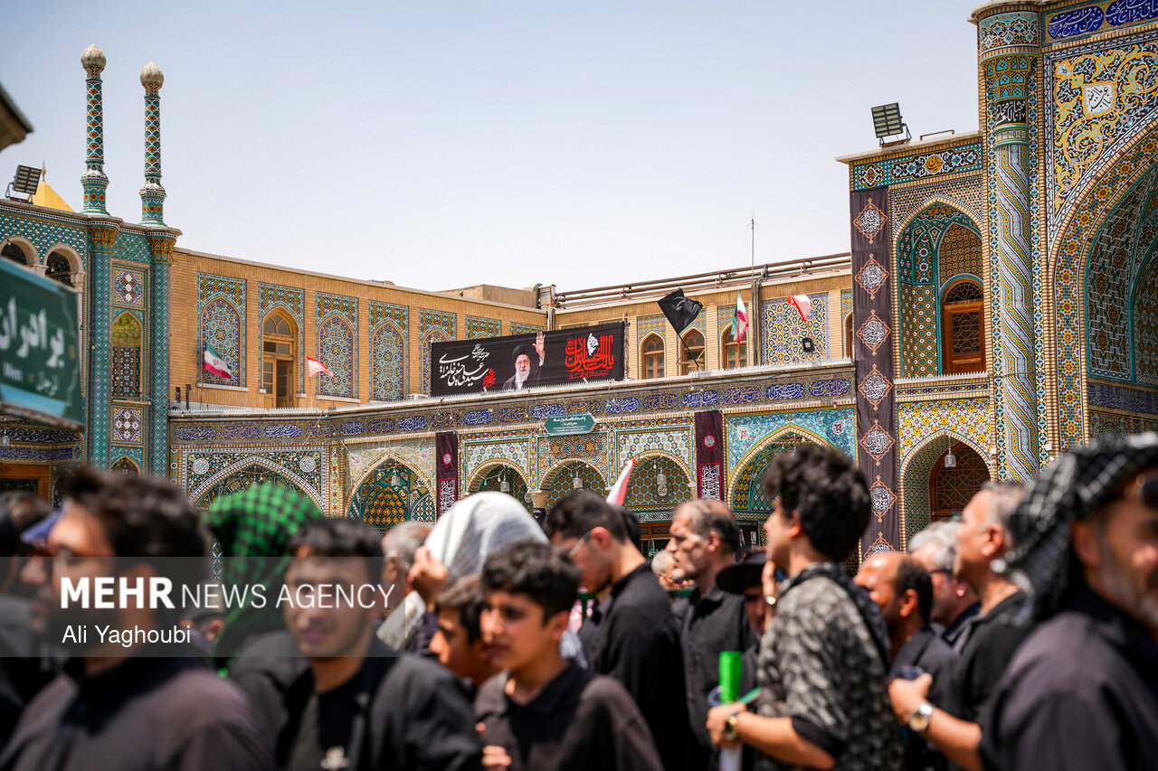 تشییع پیکر مطهر رهبر شهید انقلاب در قم - ۶
