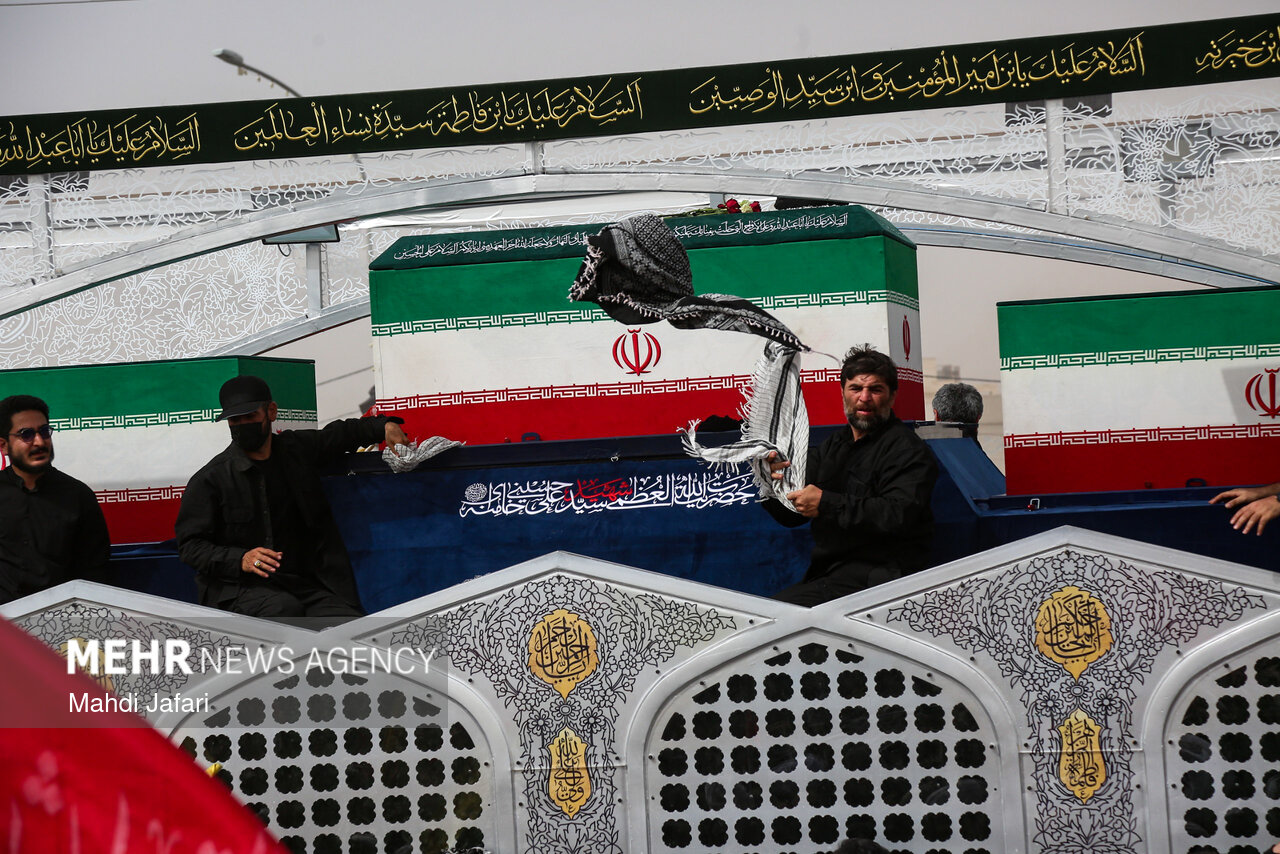 تشییع پیکر مطهر رهبر شهید انقلاب در قم - ۵