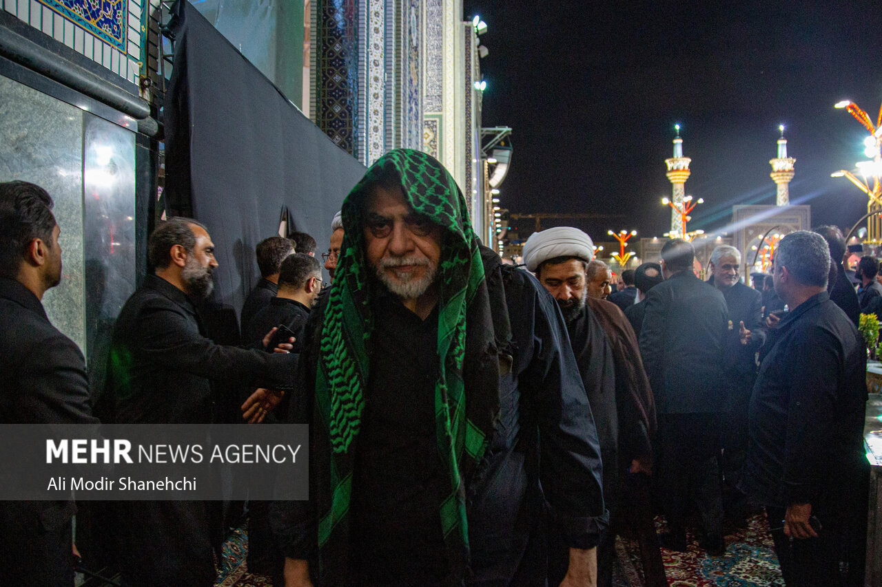دومین شب بزرگداشت رهبر شهید انقلاب در حرم امام رضا (ع)