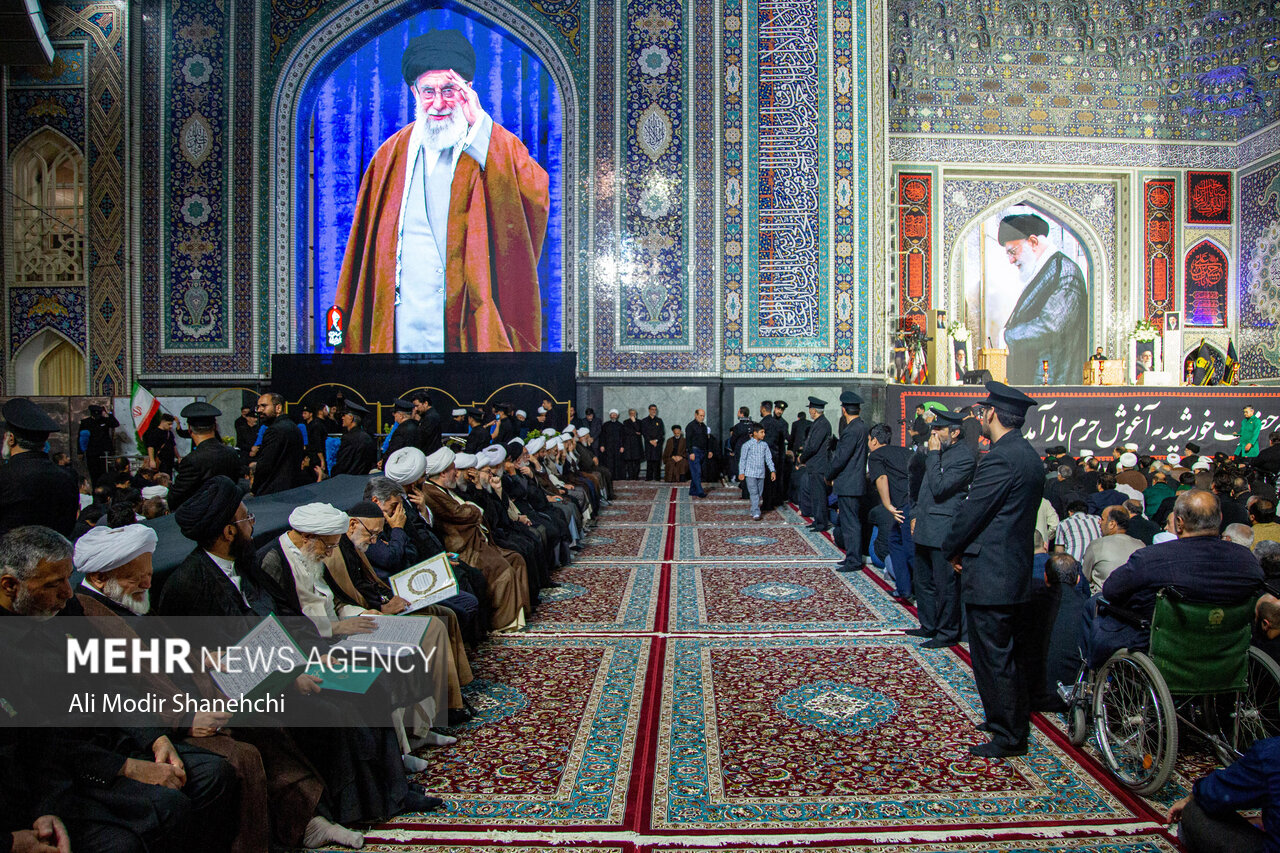 دومین شب بزرگداشت رهبر شهید انقلاب در حرم امام رضا (ع)
