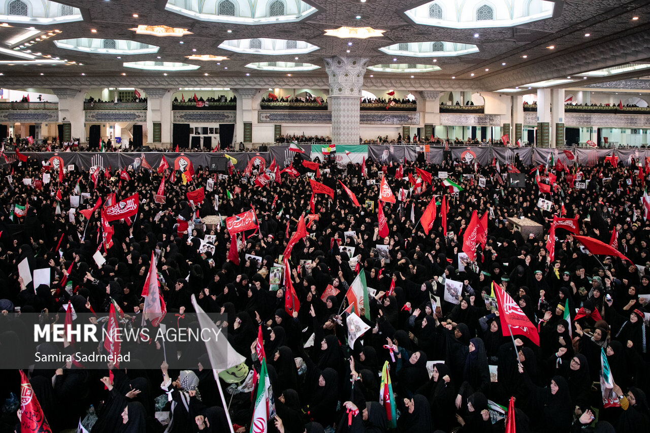 مراسم گرامیداشت رهبر شهید انقلاب در تهران