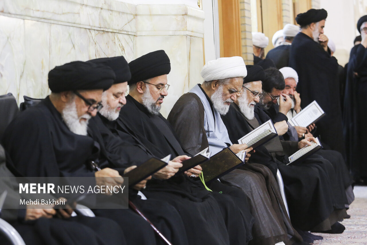 آیین بزرگداشت رهبر شهید از سوی آیت الله سبحانی