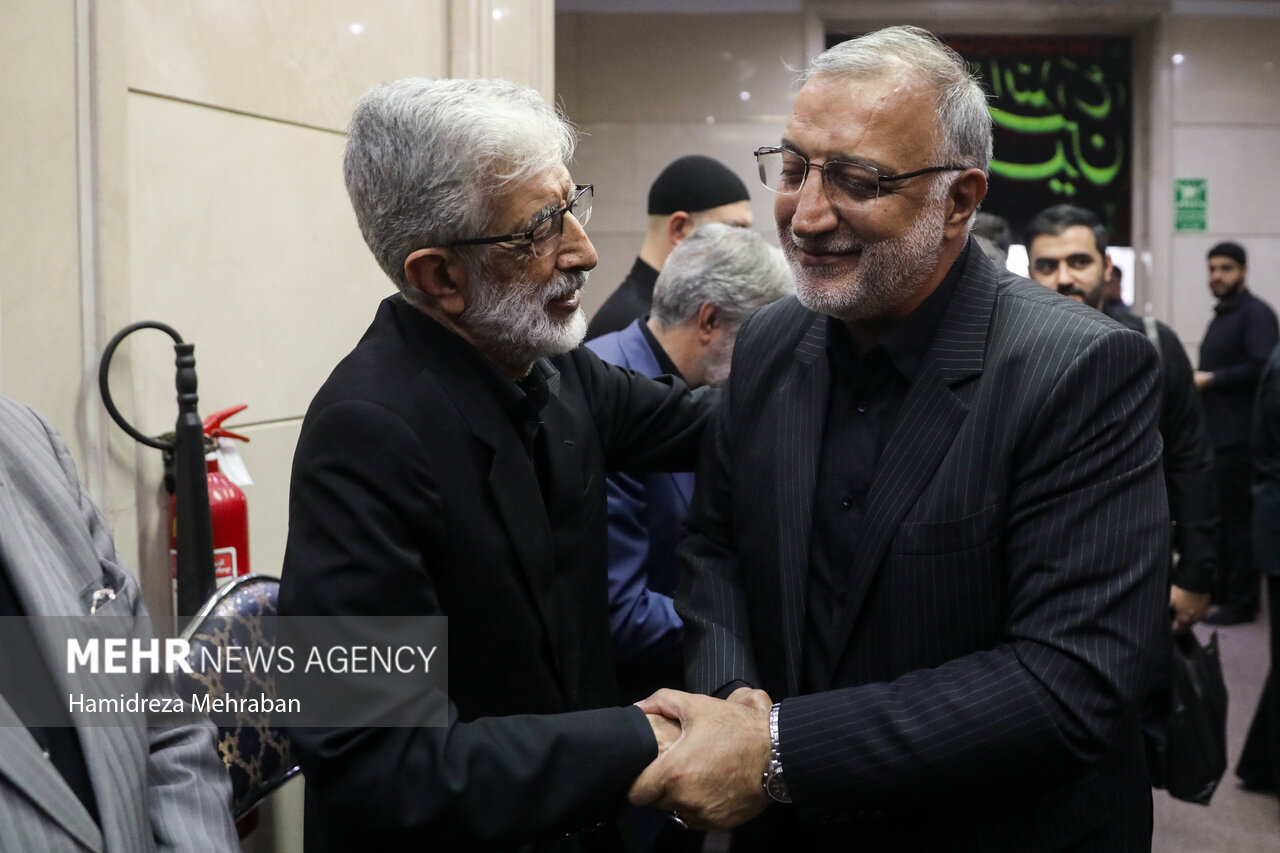 مراسم یادبود شهید زهرا حدادعادل در مسجد امام صادق(ع)