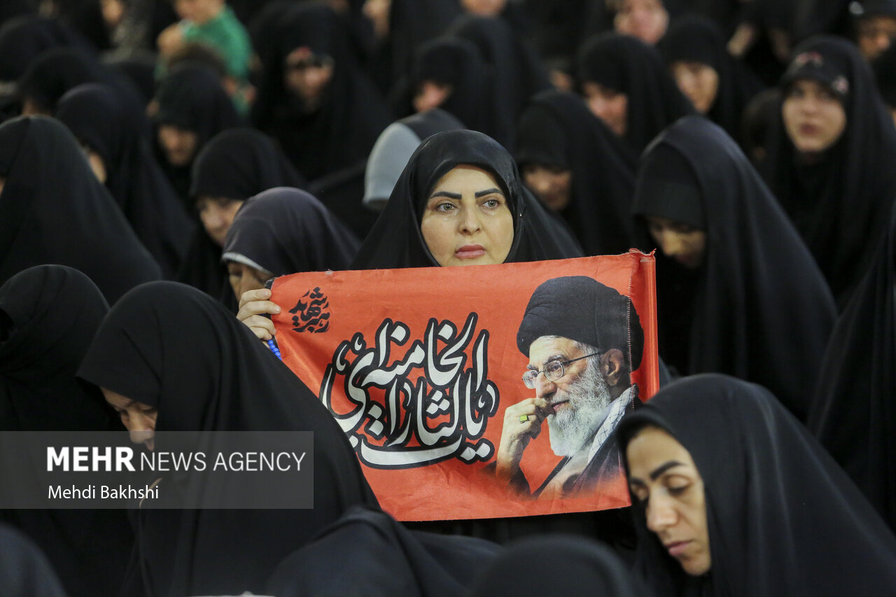 مراسم گرامیداشت رهبر شهید از سوی عتبه حسینیه در قم