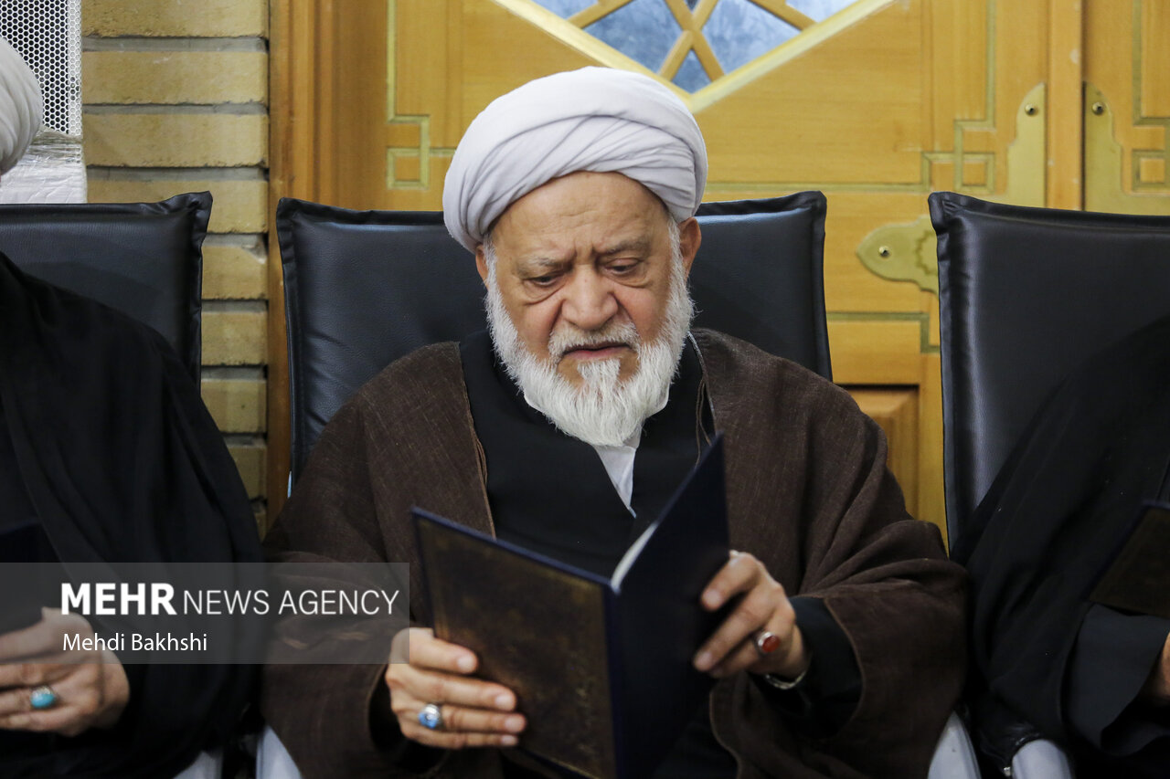 مراسم گرامیداشت رهبر شهید از سوی عتبه حسینیه در قم