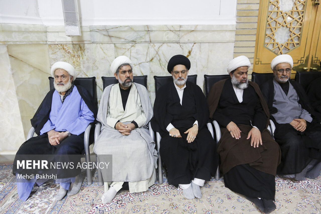 مراسم گرامیداشت رهبر شهید از سوی عتبه حسینیه در قم