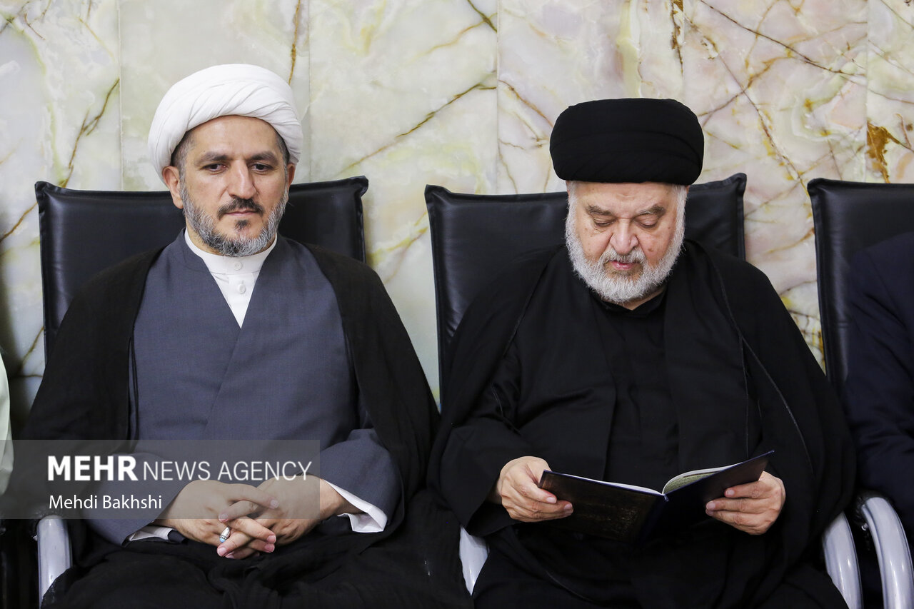 مراسم گرامیداشت رهبر شهید از سوی عتبه حسینیه در قم