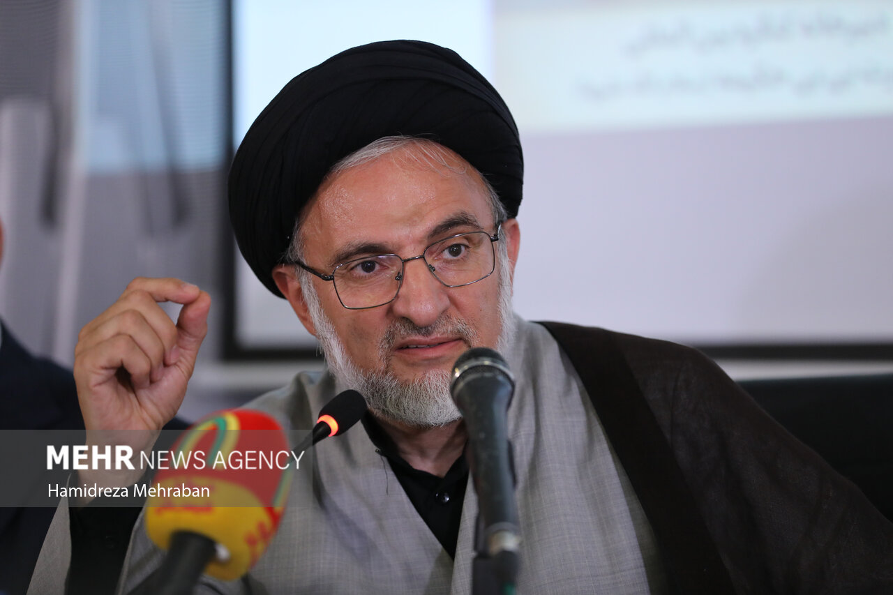 نشست «بقاع متبرکه و سرمایه اجتماعی»