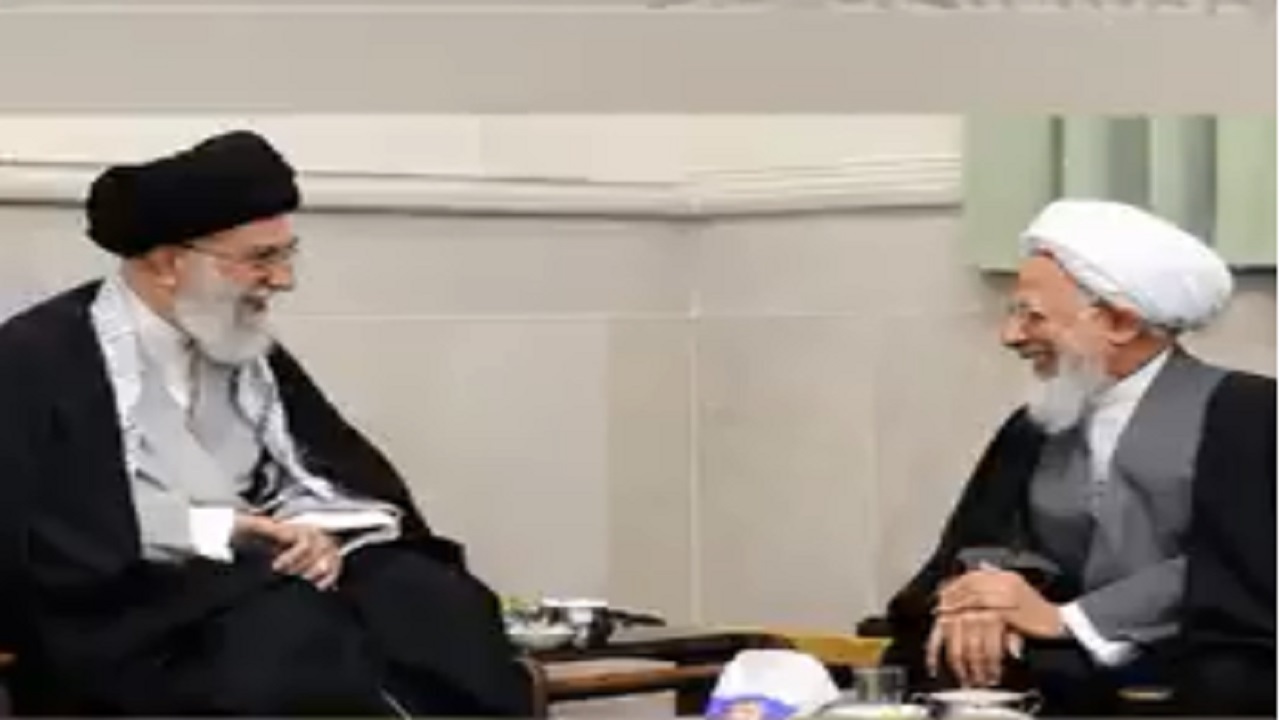 اشک های آیت‌الله جوادی آملی در فراق رهبر شهید: رفاقت ۷۰ ساله را از دست داده‌ام +فیلم