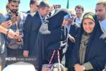 وزیر راه و شهرسازی از آبشار نمکی خور بازدید کرد