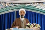 امام جمعه دشتستان: تشییع رهبر شهید تجدید عهد مردم با ولایت است