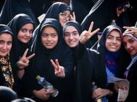 دولت چهاردهم از حقوق دختران دفاع می کند