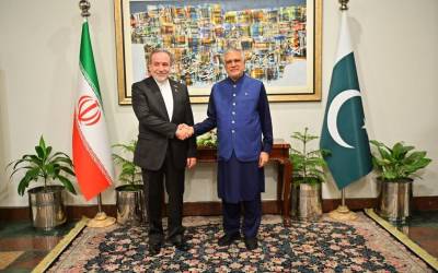 Iran, Pakistan FMs discuss regional issues, ties in Islamabad