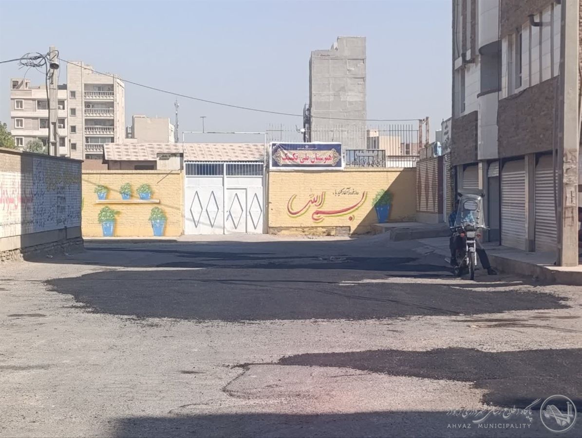 عملیات گسترده لکه گیری و بهسازی معابر در ناحیه یک منطقه هفت آغاز شد