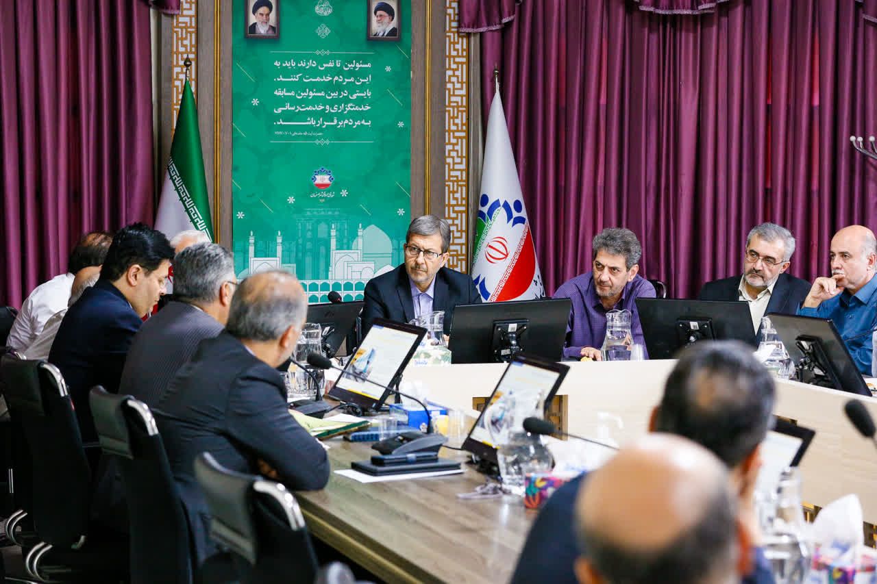 تأکید مدیریت استان برای گره‌گشایی از متروی اصفهان