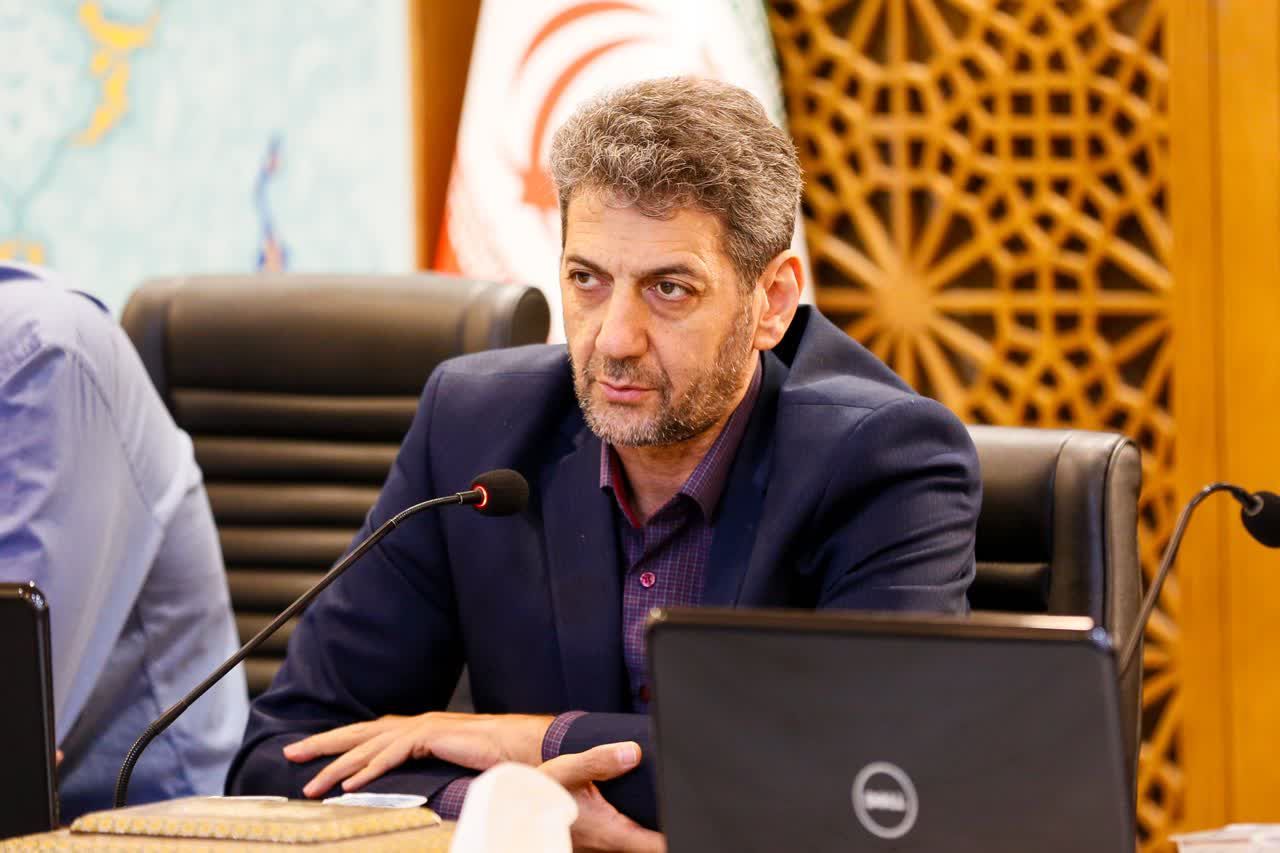 تاکید بر لزوم برخورد علمی با چالش‌های آبی اصفهان