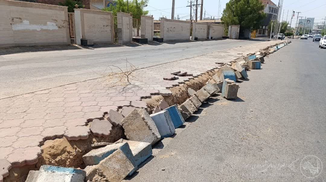 آغاز عملیات تعویض جداول بلوار شهید سلیمانی در منطقه ۳