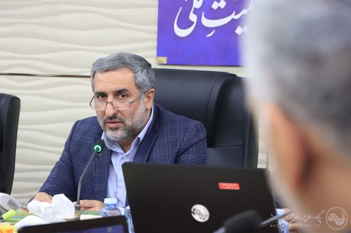 شهردار اهواز در دیدار با مدیرکل آموزش و پرورش استان: تمام ظرفیتهای مدیریت شهری برای بازگشایی مدارس بسیج میشود