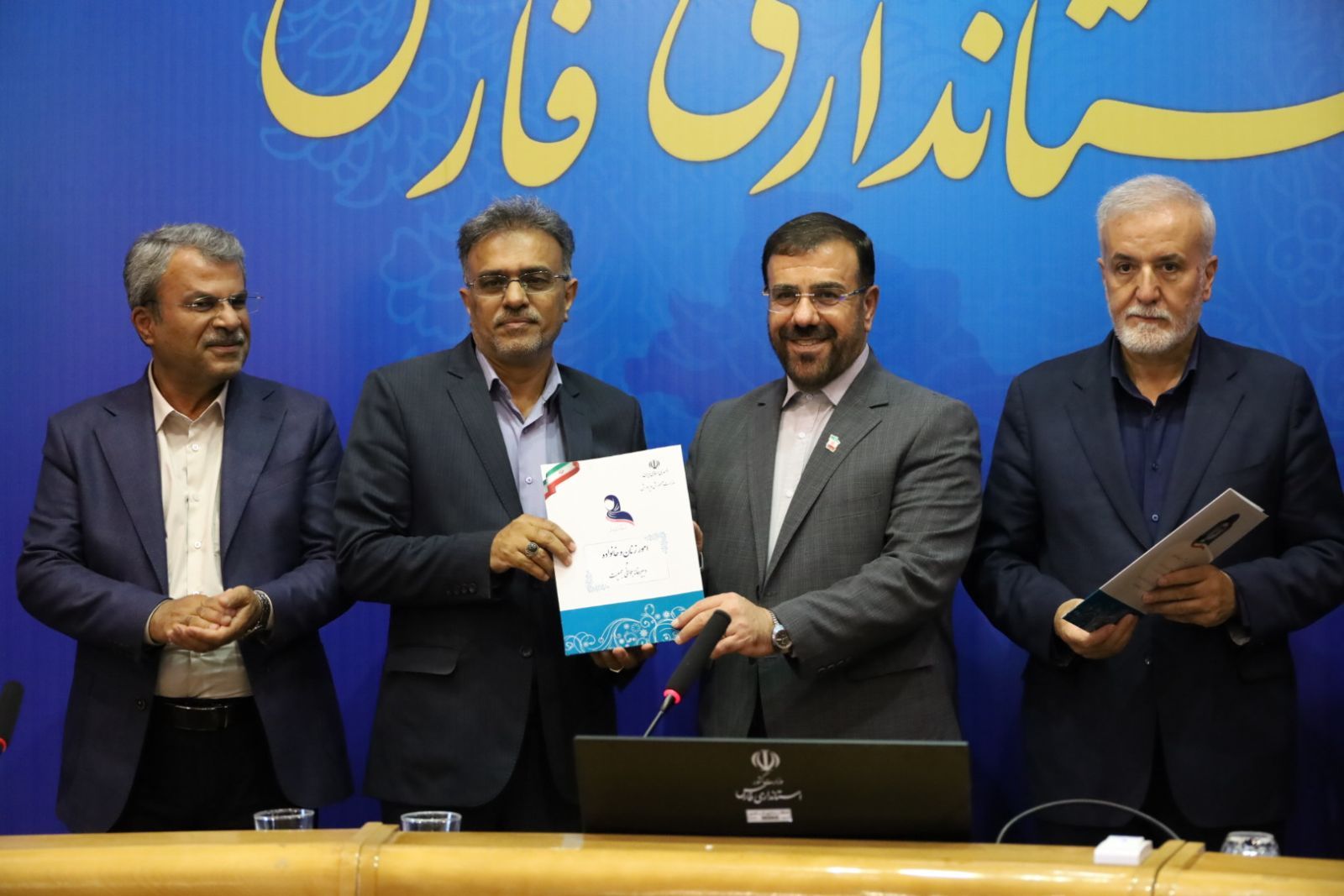 شادی، ورزش و سرگرمی اولین تکلیف درسی دانش آموزان در اولین روز بازگشایی مدارس استان فارس