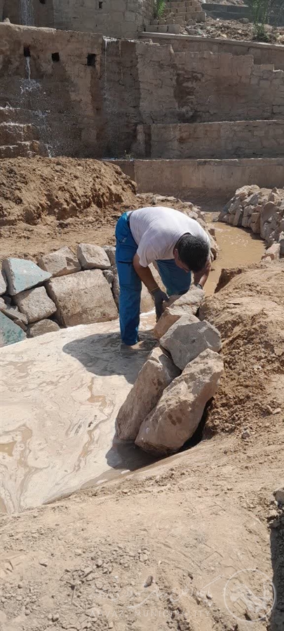 سنگچینی ابنمای داخل پارک کوهساران شهرداری منطقه هفت اهواز به همت معاونت خدمات شهری