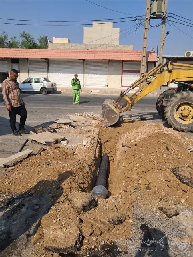 لوله گذاری دفع آبهای سطحی توسط منطقه همچنان دارد