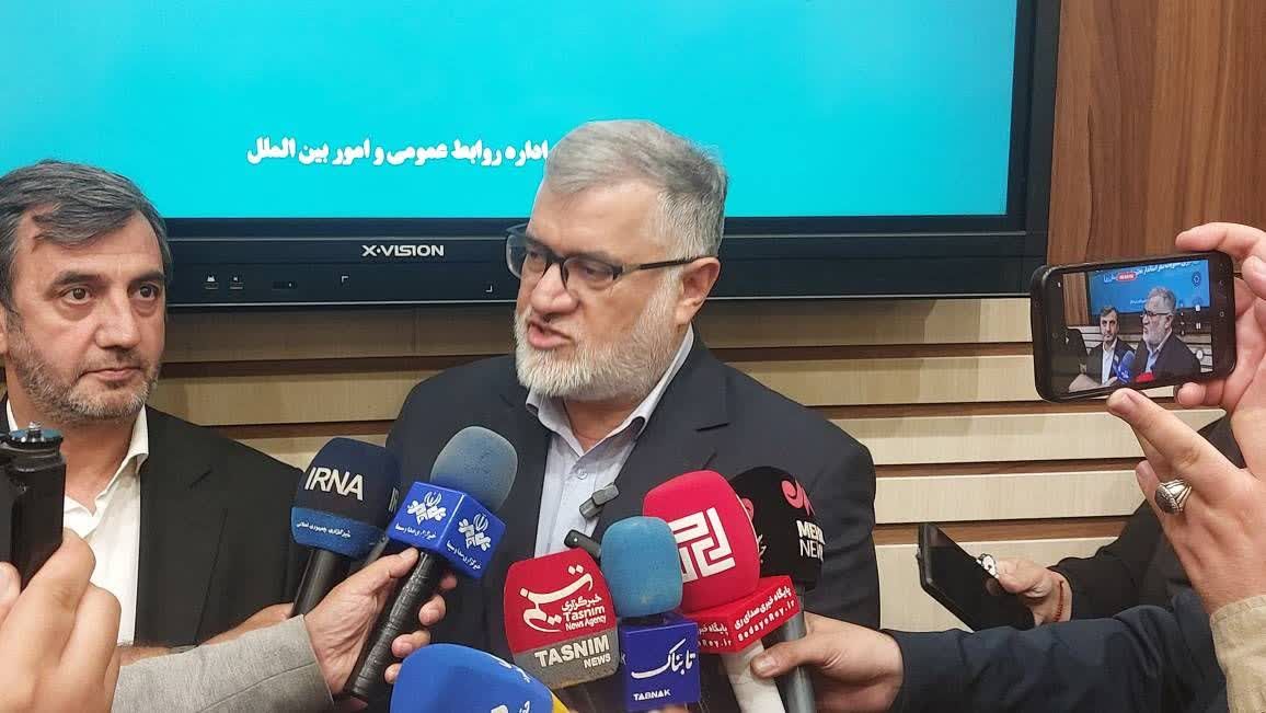 تحقق ۳۸ مصوبه سفر استاندار تهران به ری؛ ۱۰ زمین چمن مصنوعی در راه است