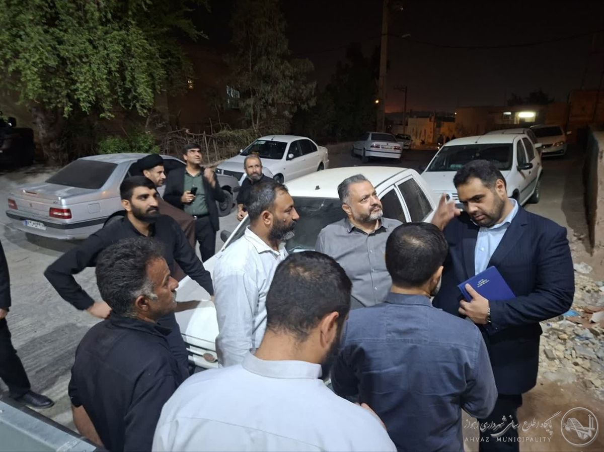 بازدید میدانی مدیر منطقه ۷ و مقامات قضایی از اماکن فرهنگی و ورزشی کوی منبع آب