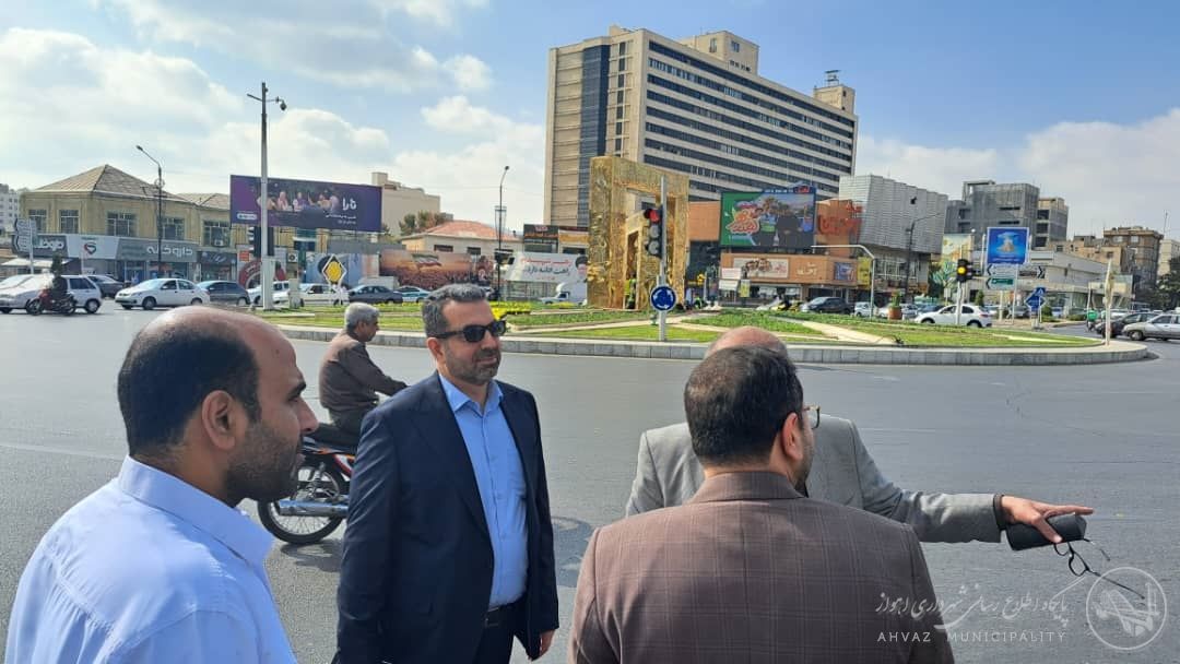 بررسی تجارب مدیریت شهری مشهد با هدف ارتقای عملکرد زیباسازی اهواز