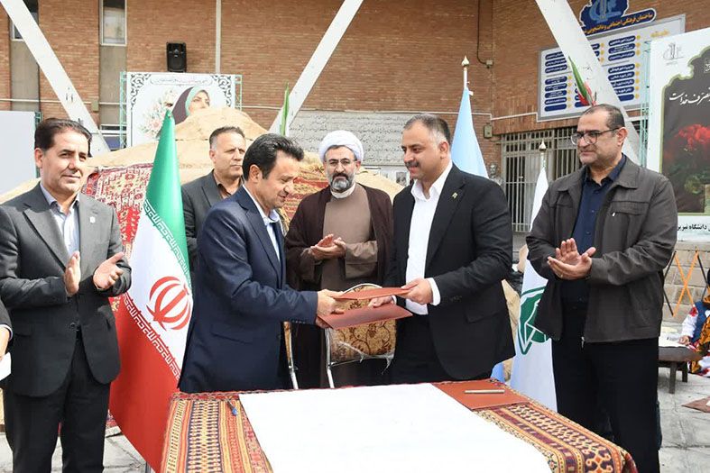 امضای تفاهم‌نامه همکاری میان دانشگاه تبریز و اداره کل امور عشایر آذربایجان شرقی