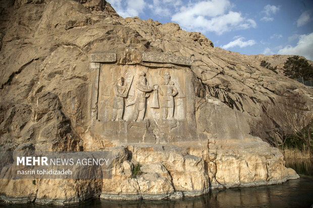 طاقبستان روایت سنگی شکوه ساسانی؛ میراثی که باید دوباره روایت شود