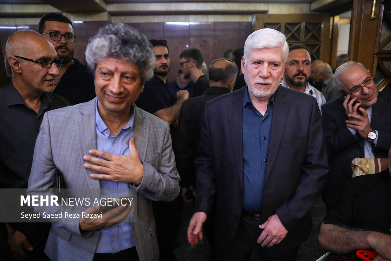 مراسم یادبود «اکبر عبدی»