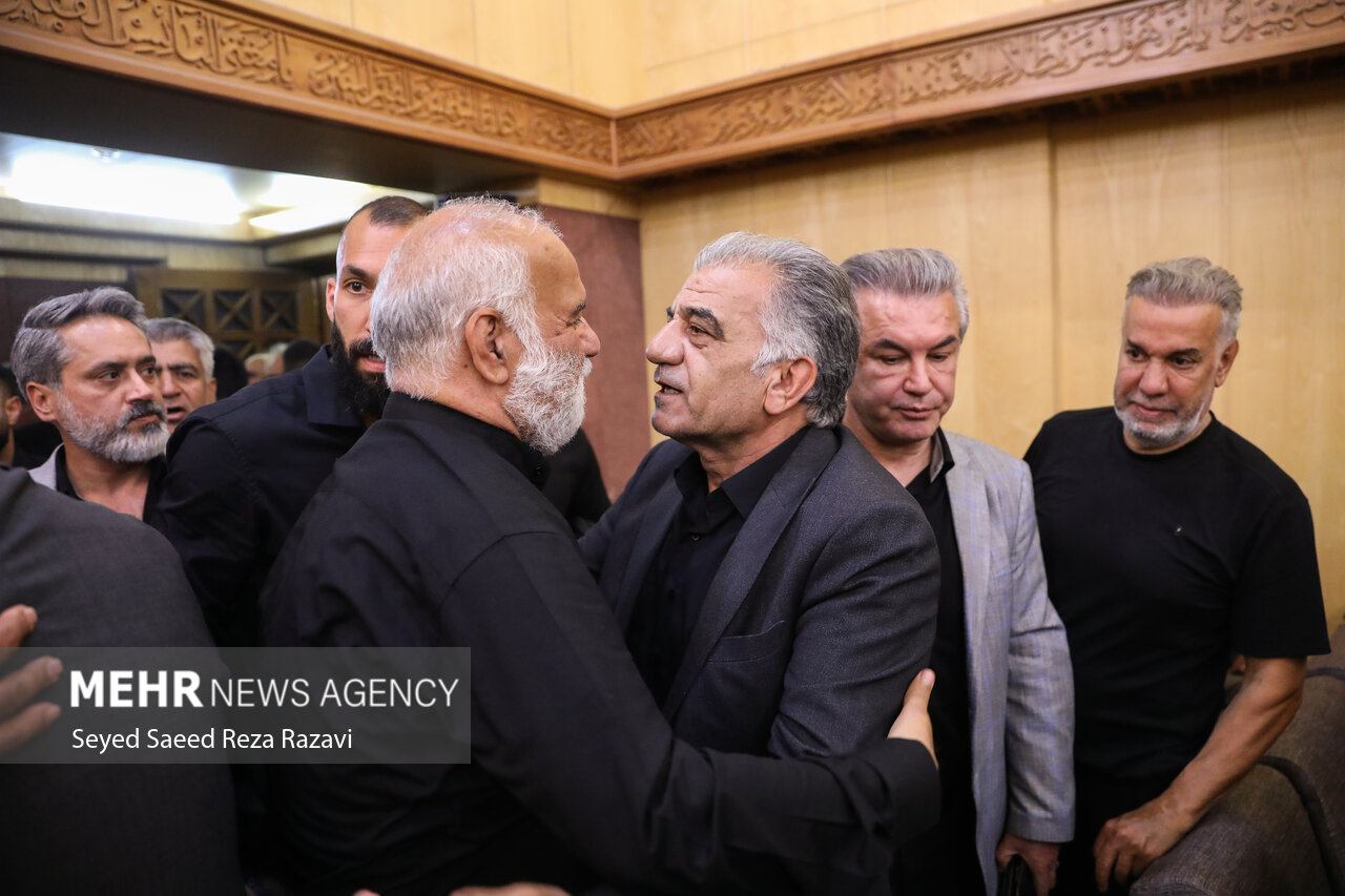 مراسم یادبود «اکبر عبدی»