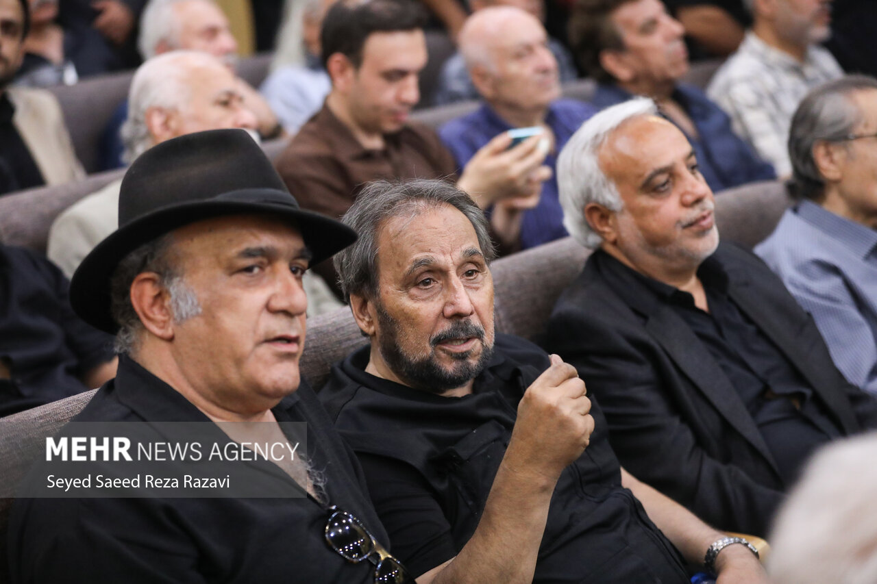 مراسم یادبود «اکبر عبدی»