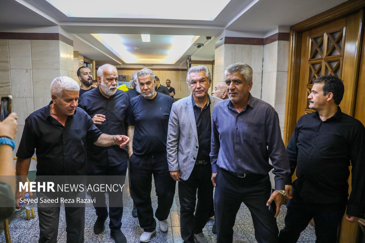 مراسم یادبود «اکبر عبدی»