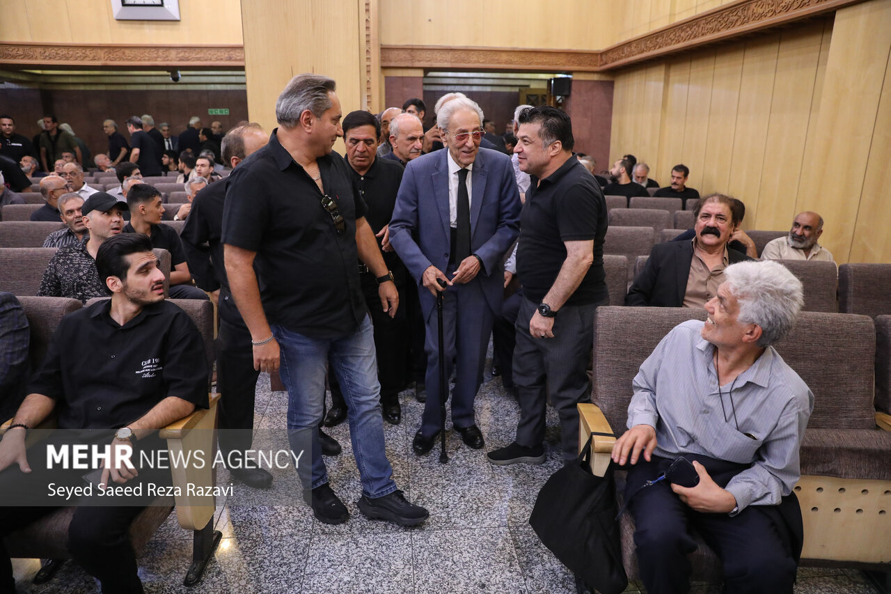 مراسم یادبود «اکبر عبدی»