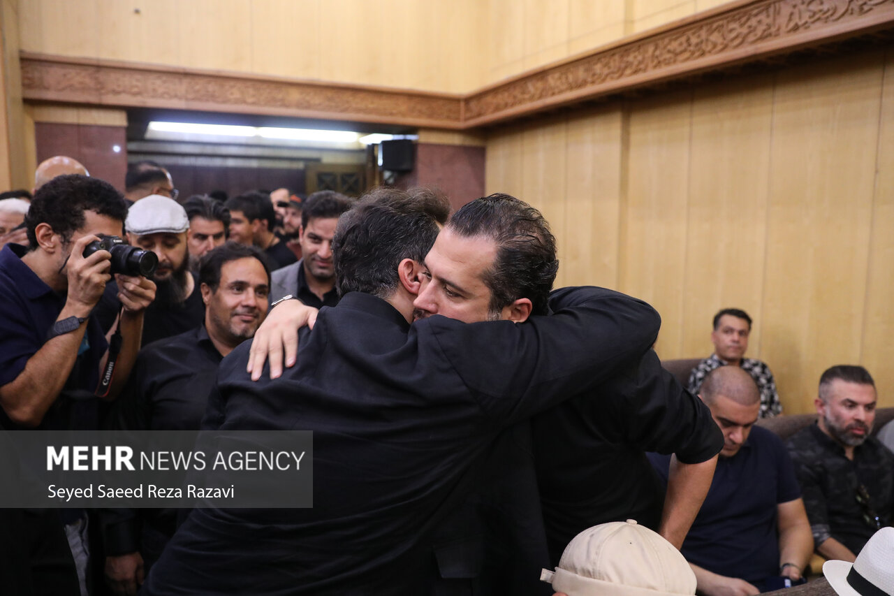مراسم یادبود «اکبر عبدی»