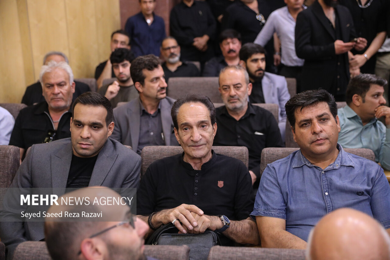 مراسم یادبود «اکبر عبدی»