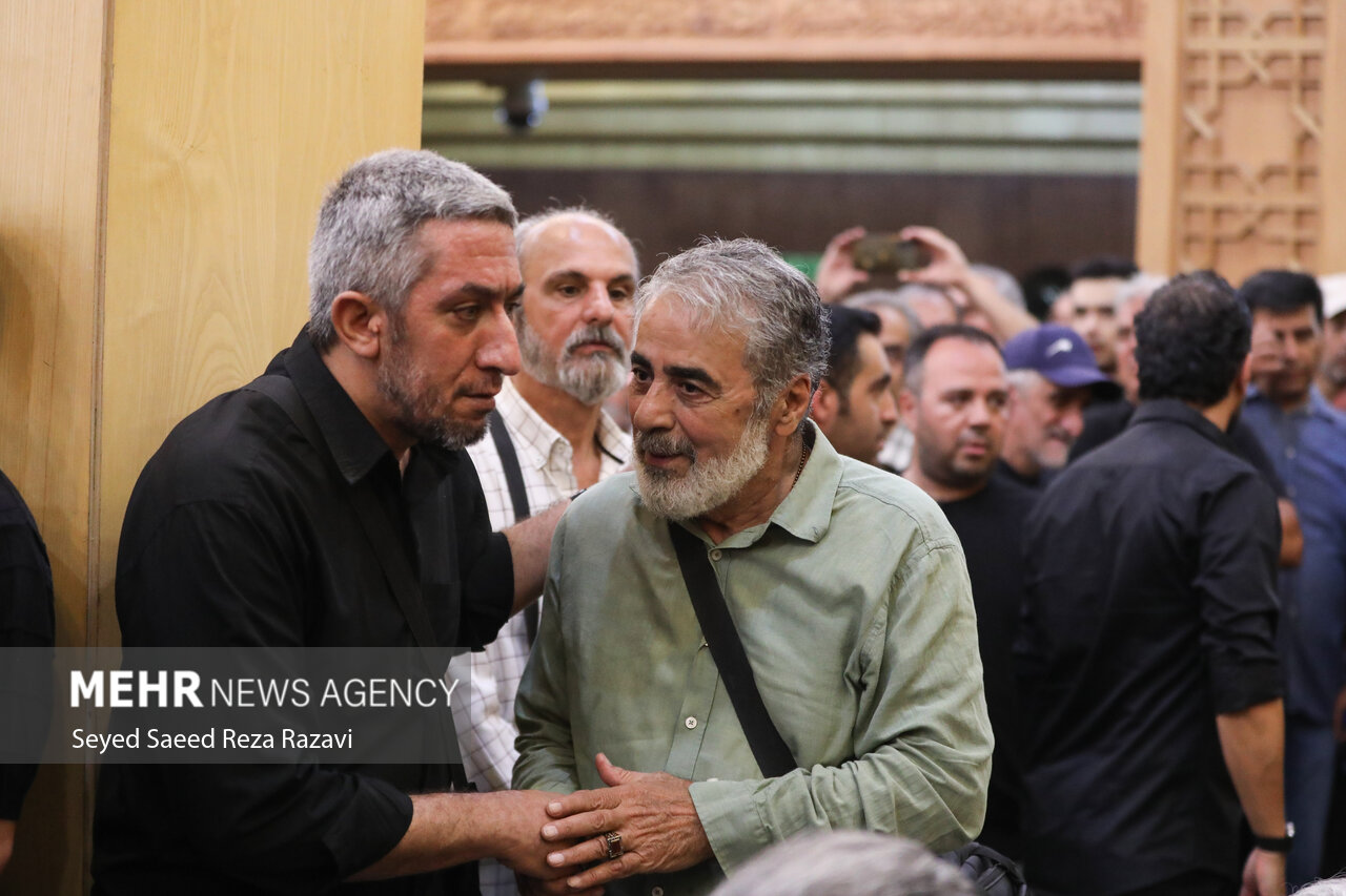 مراسم یادبود «اکبر عبدی»