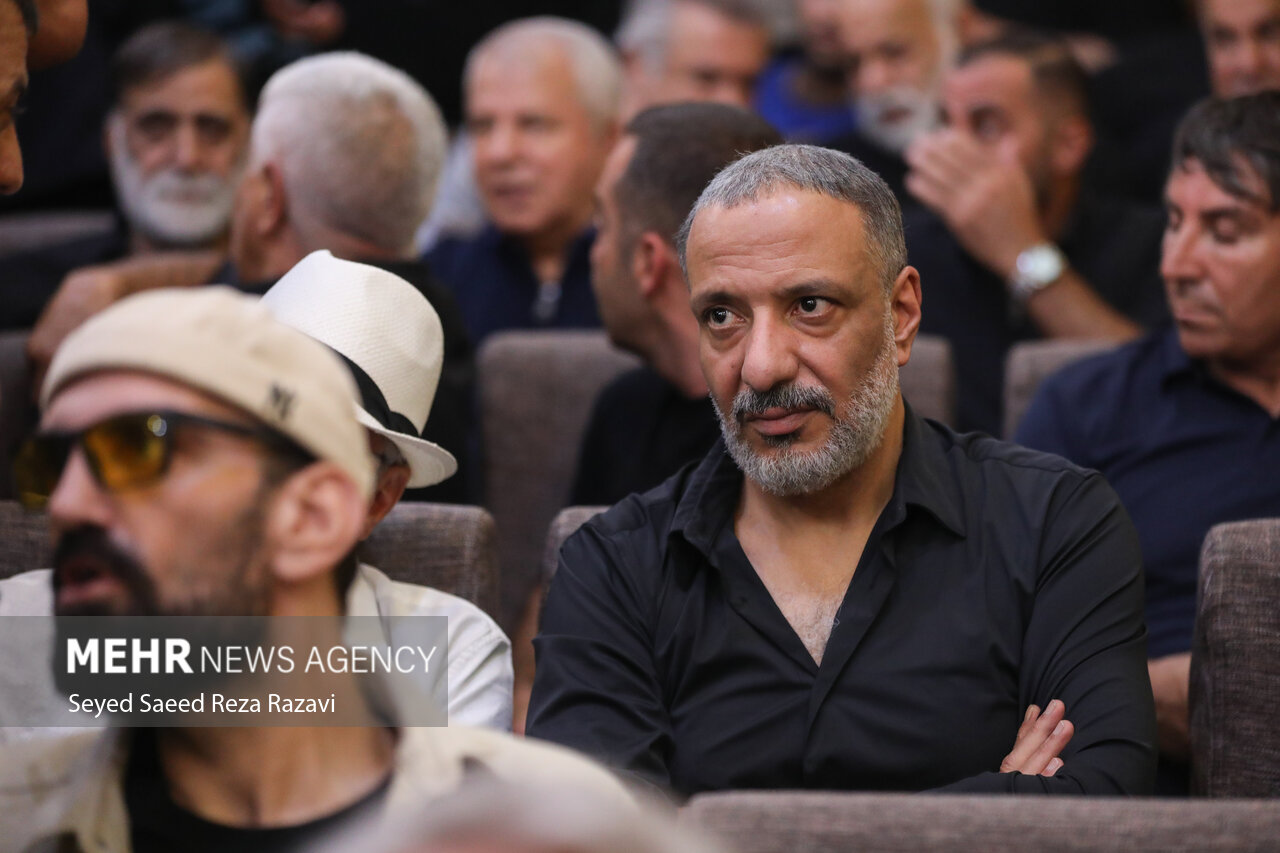 مراسم یادبود «اکبر عبدی»