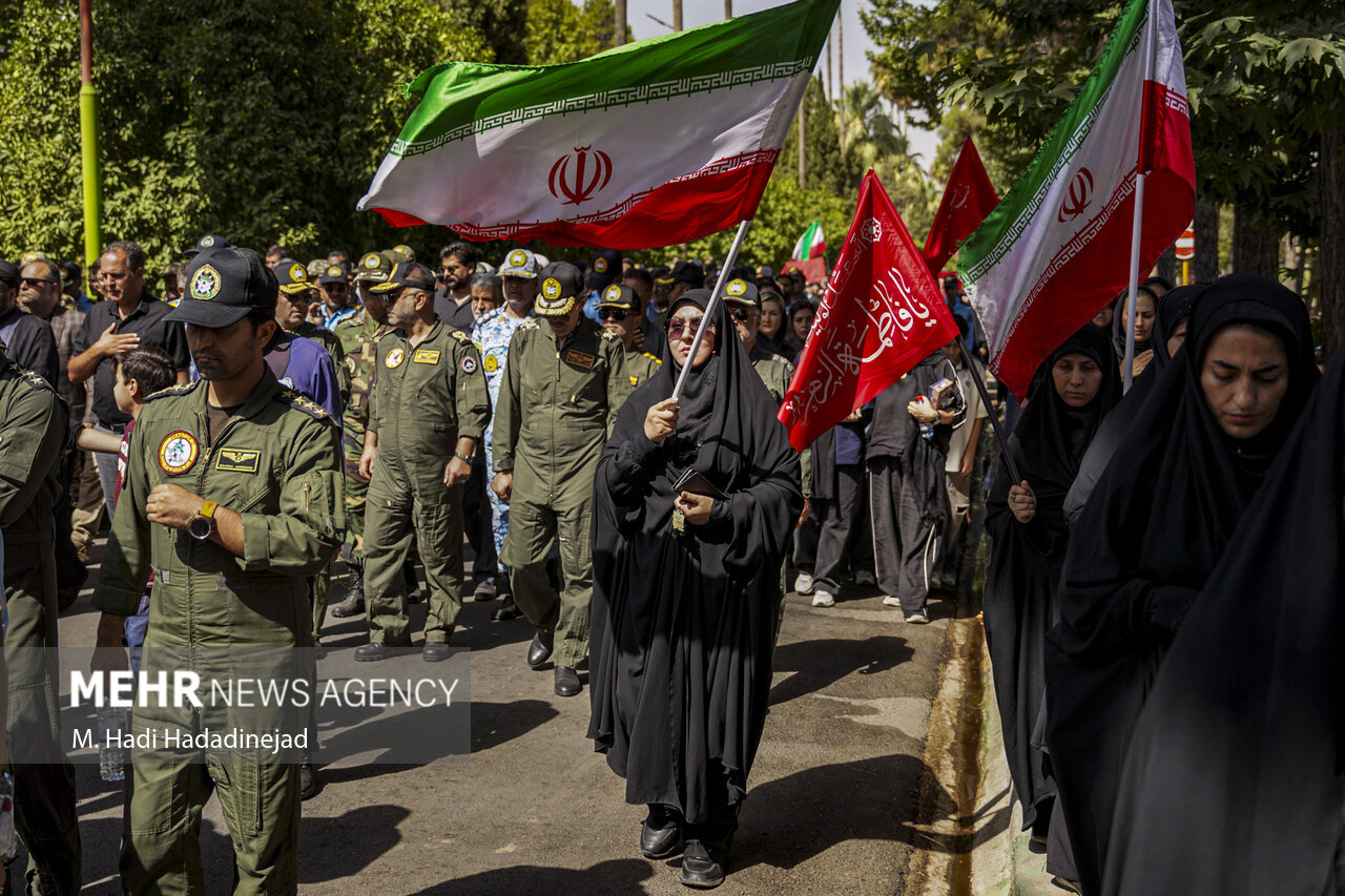 مراسم استقبال از پیکر خلبان شهید مجید کاظمی در شیراز