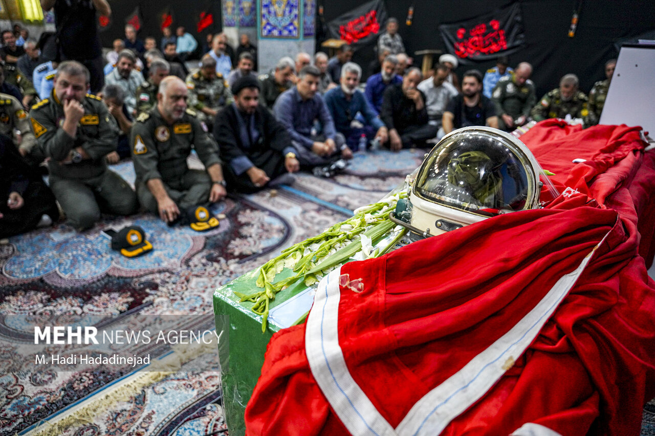 مراسم استقبال از پیکر خلبان شهید مجید کاظمی در شیراز