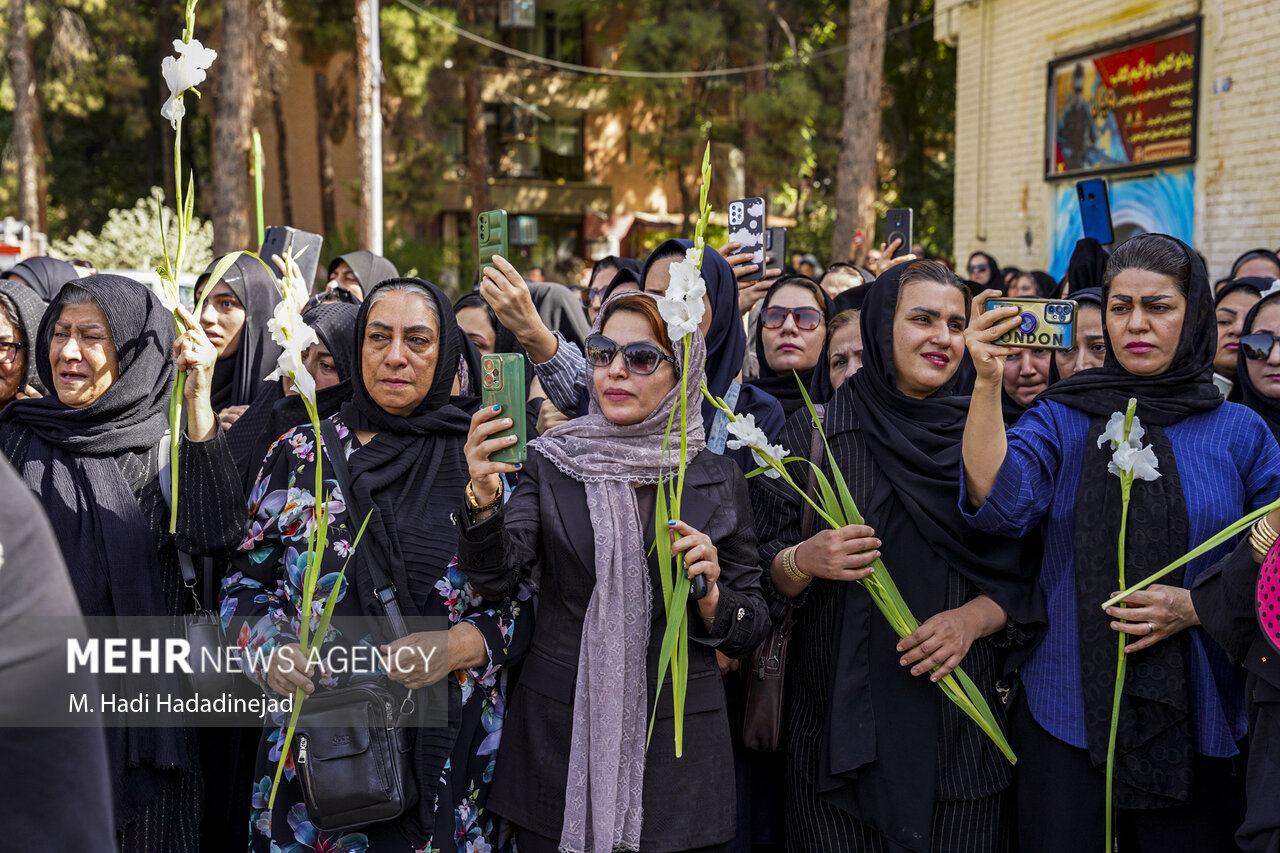 مراسم استقبال از پیکر خلبان شهید مجید کاظمی در شیراز