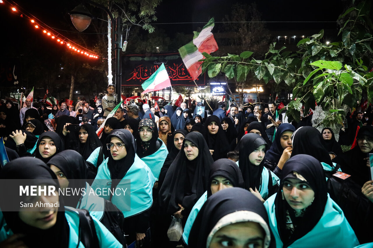 بدرقه کاروان دانش‌آموزی اربعین حسینی از مشهد