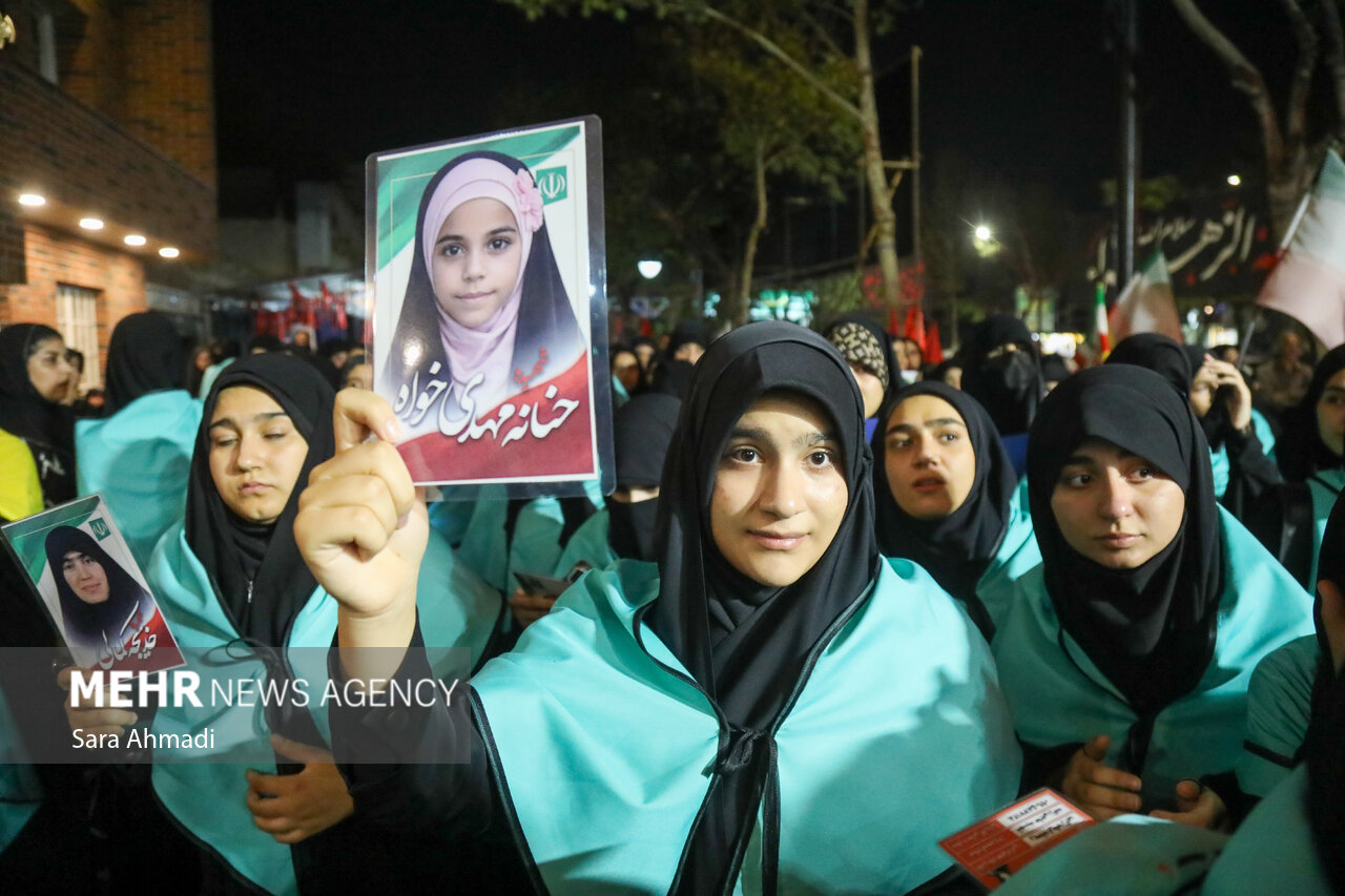 بدرقه کاروان دانش‌آموزی اربعین حسینی از مشهد