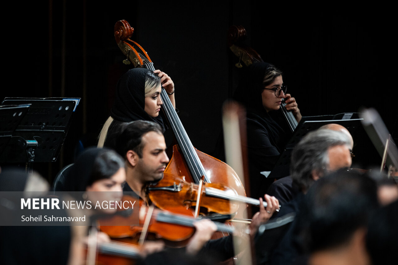 اجرای سمفونی «خسوف» در تالار وحدت