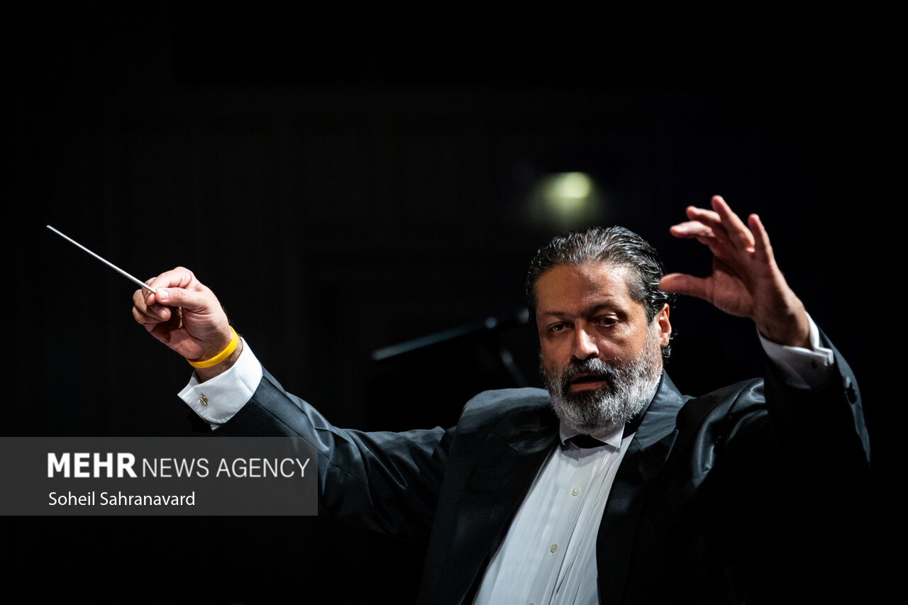 اجرای سمفونی «خسوف» در تالار وحدت