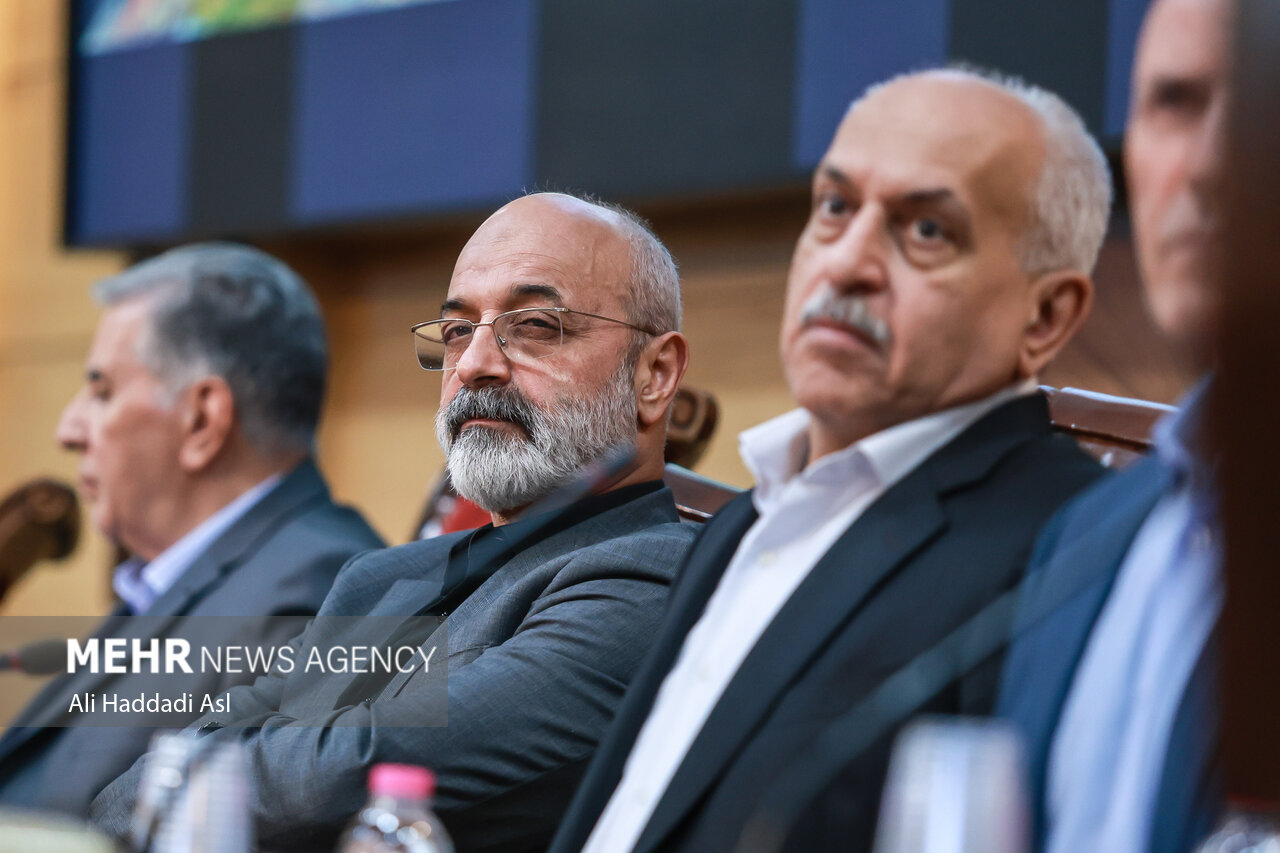نشست خبری رئیس اتاق بازرگانی ایران با اصحاب رسانه