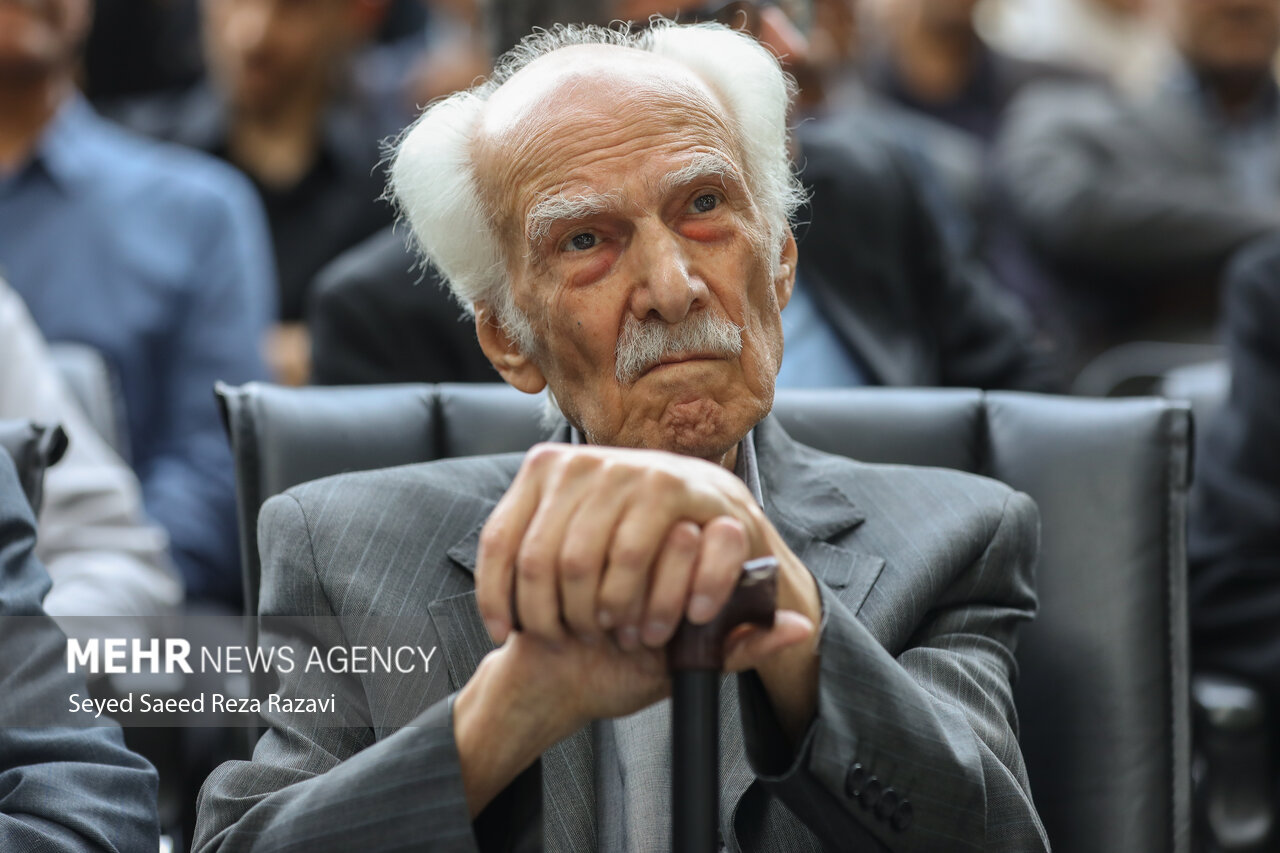 گرامیداشت نخستین سالگرد استاد محمود فرشچیان