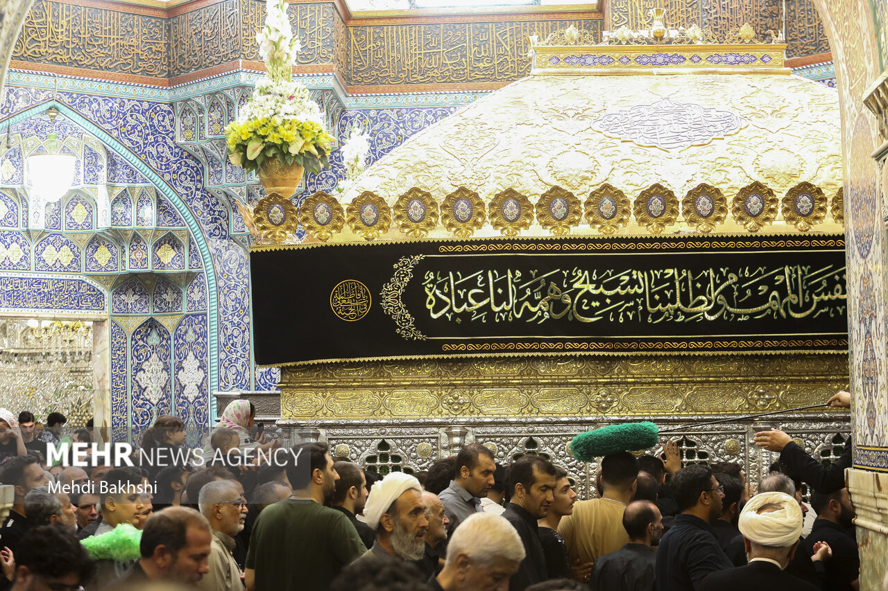 عزاداری شهادت امام رضا(ع) در حرم حضرت معصومه(س)